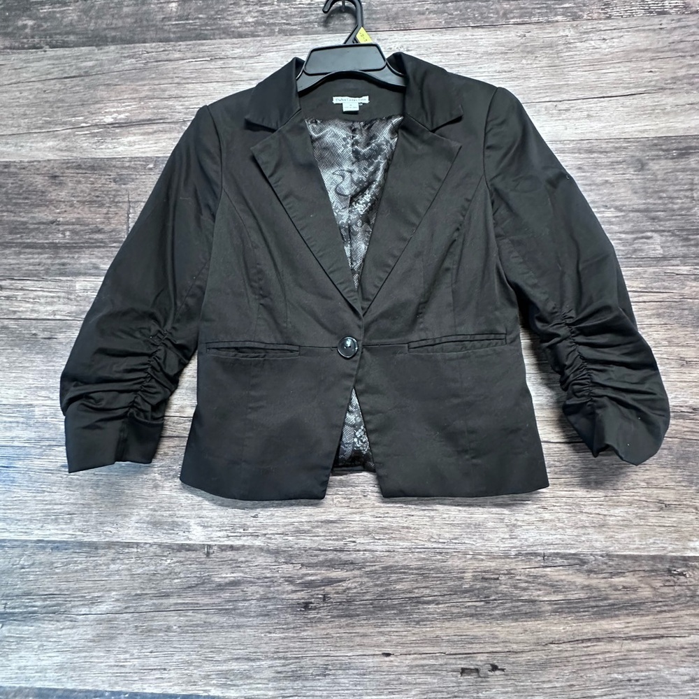 Dalia Collection Black Women's Ruched Sleeve Blazer